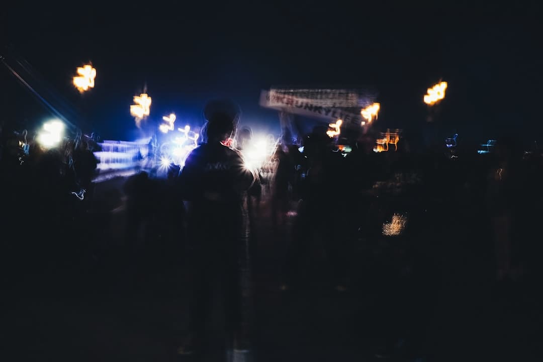 车企与智驾提供商加深合作 宝马联手Momenta发布专属智驾系统